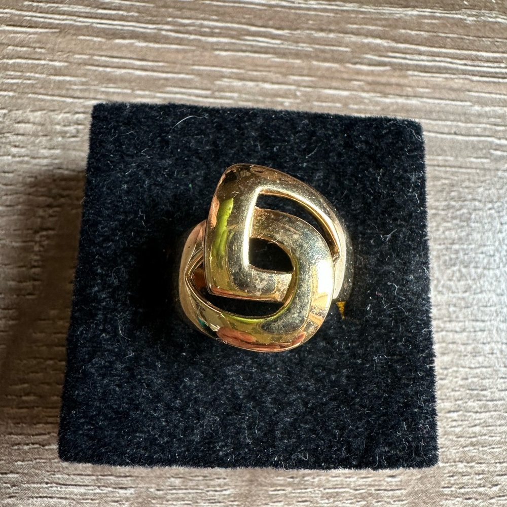 Gold Interlocking Knot Statement Ring - Women Jewelry Size 7